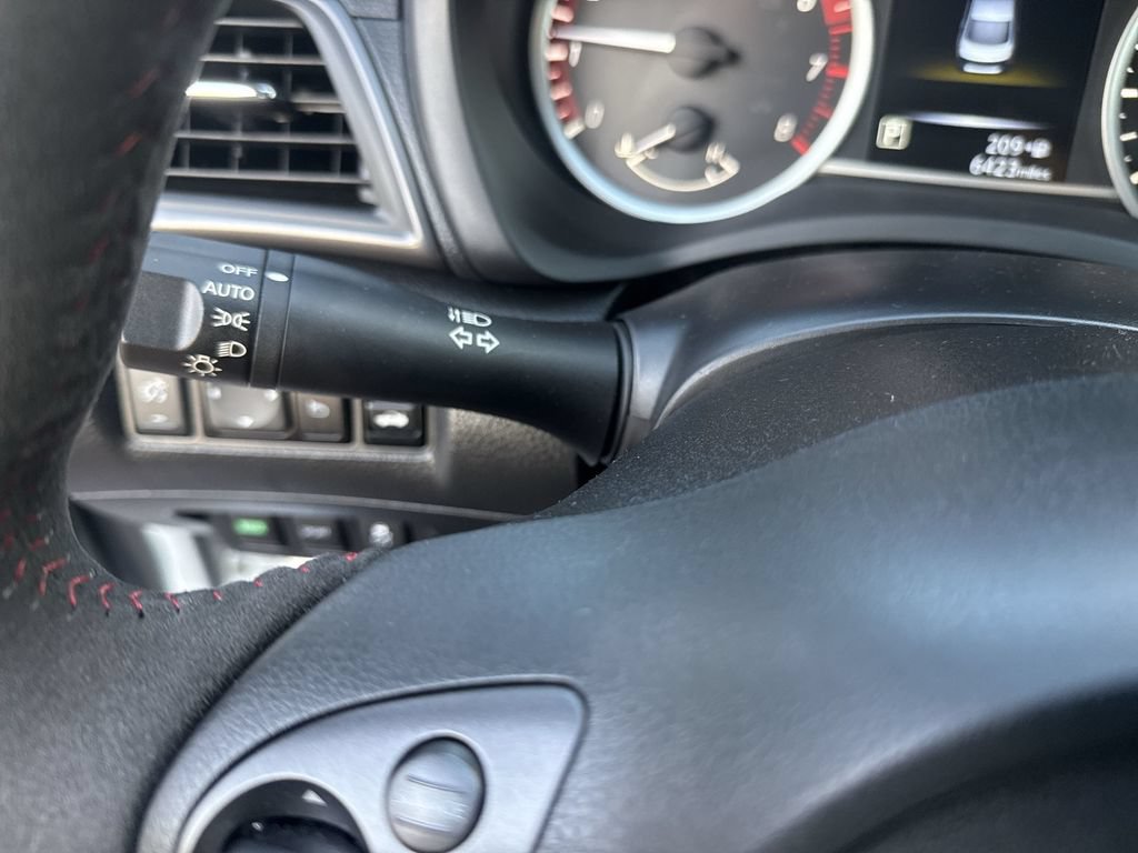 Used 2018 Nissan Sentra NISMO FWD image 18