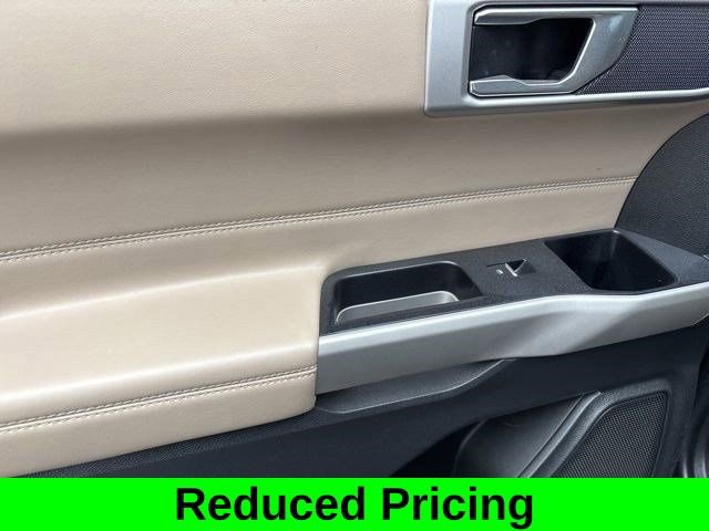 Used 2022 Ford Explorer XLT image 34