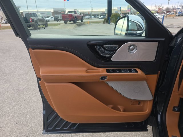 Used 2020 Lincoln Aviator Black Label w/ Dynamic Handling Package image 10