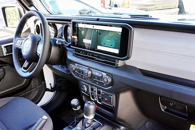 New 2026 Jeep Wrangler Unlimited Sport S image 18