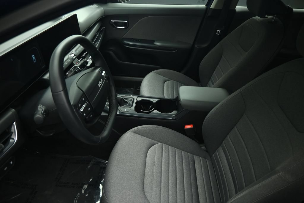 Certified 2025 Kia K4 EX FWD image 52
