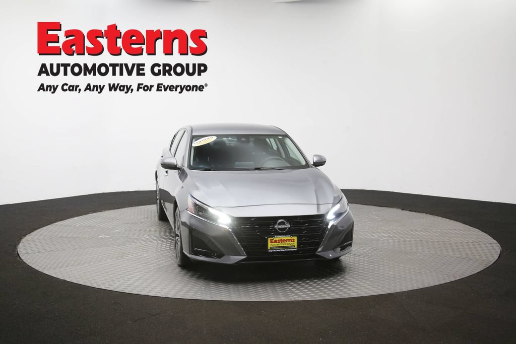 Used 2023 Nissan Altima 2.5 SV AWD/4WD image 51