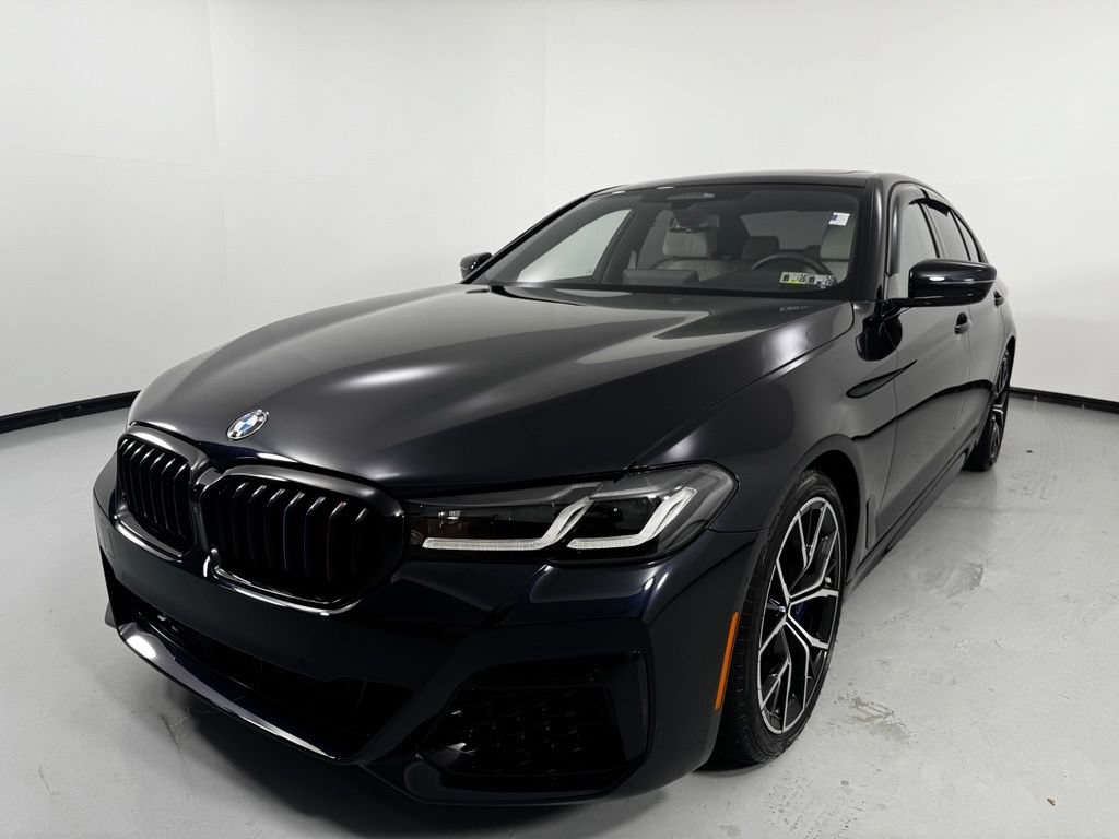 Used 2021 BMW M550i xDrive w/ Executive Package AWD/4WD image 3