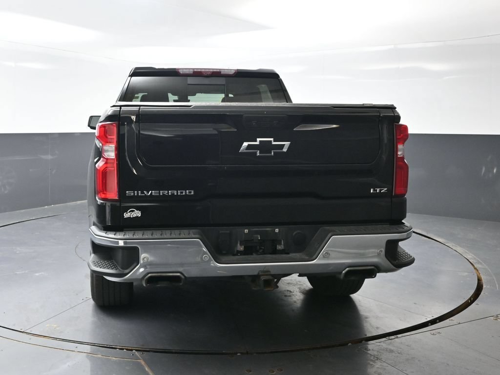 Used 2021 Chevrolet Silverado 1500 LTZ w/ LTZ Premium Package AWD/4WD image 11