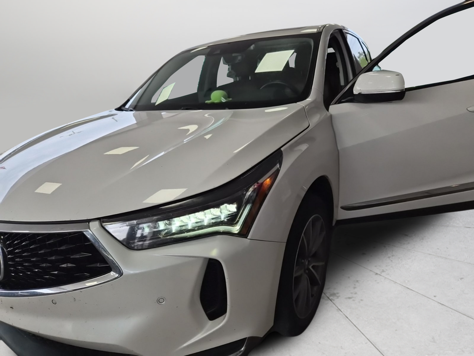 Used 2023 Acura RDX w/ Technology Package FWD image 24