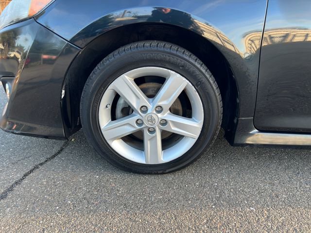 Used 2012 Toyota Camry SE image 26