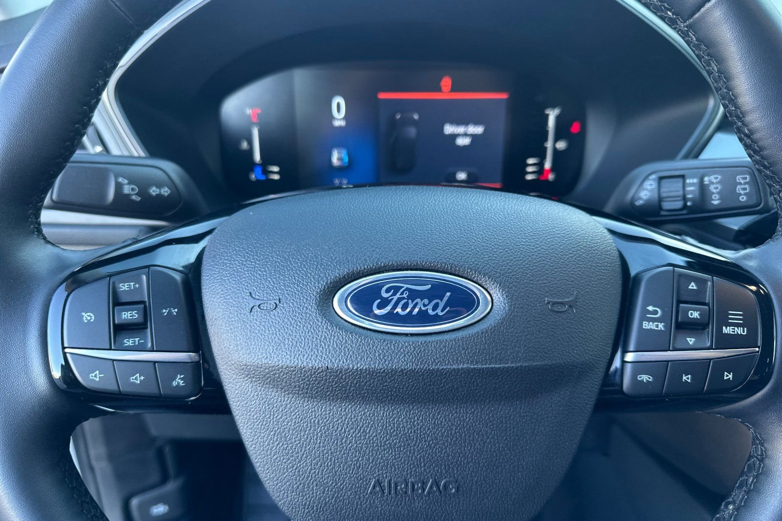 Used 2024 Ford Escape Active image 25