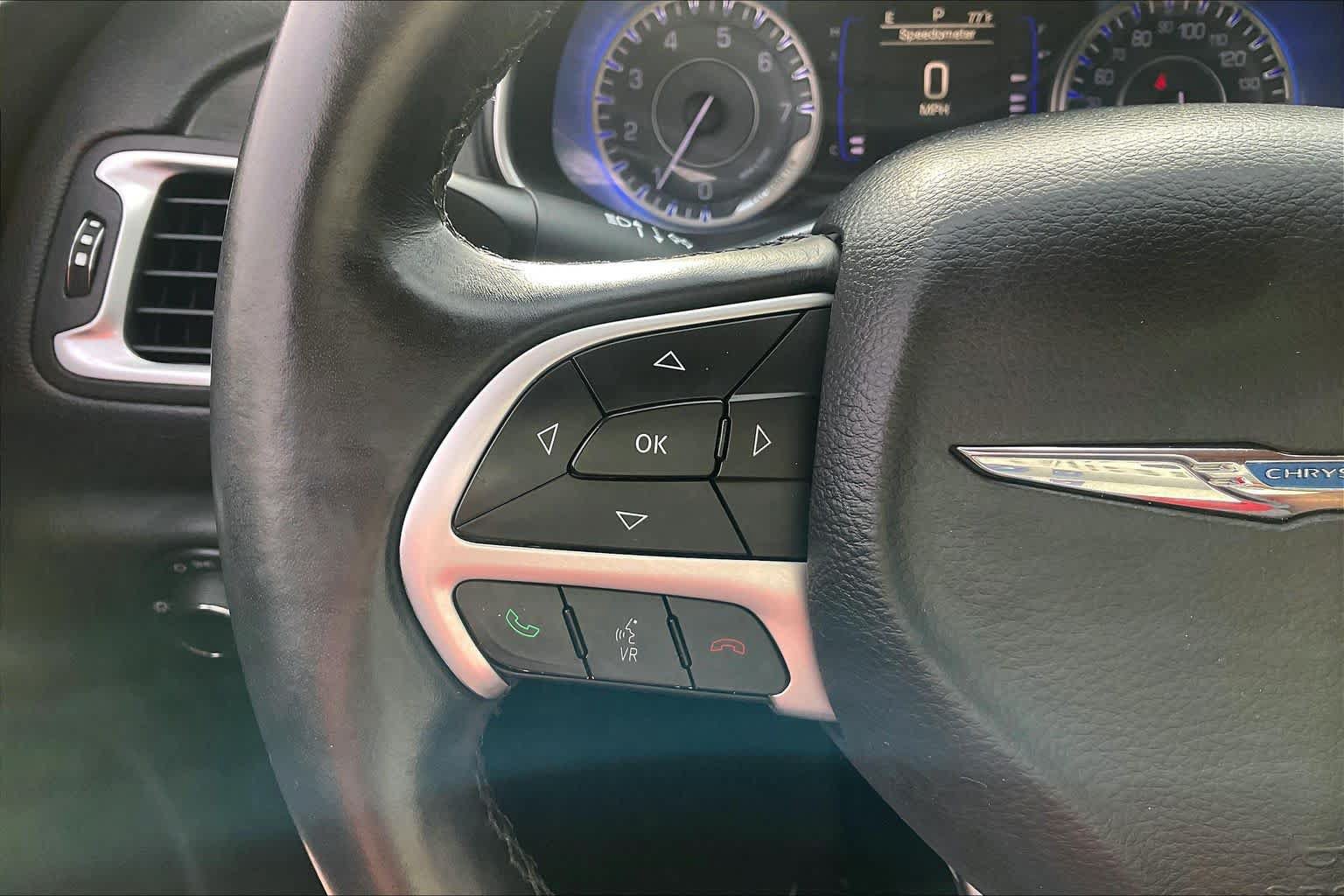 Used 2015 Chrysler 200 Limited w/ Convenience Group FWD image 24