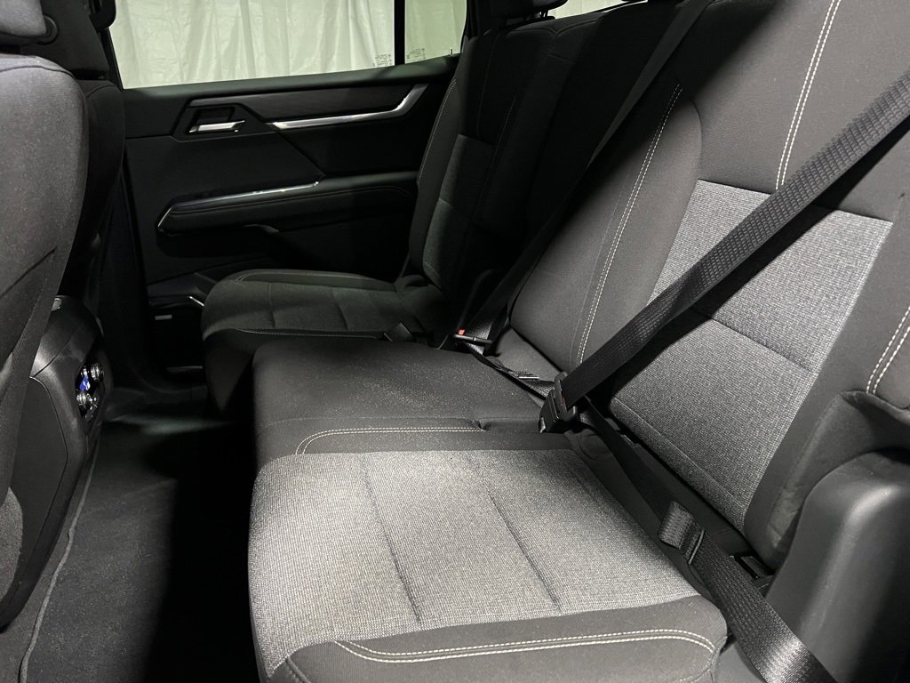 Used 2025 GMC Acadia Elevation image 20