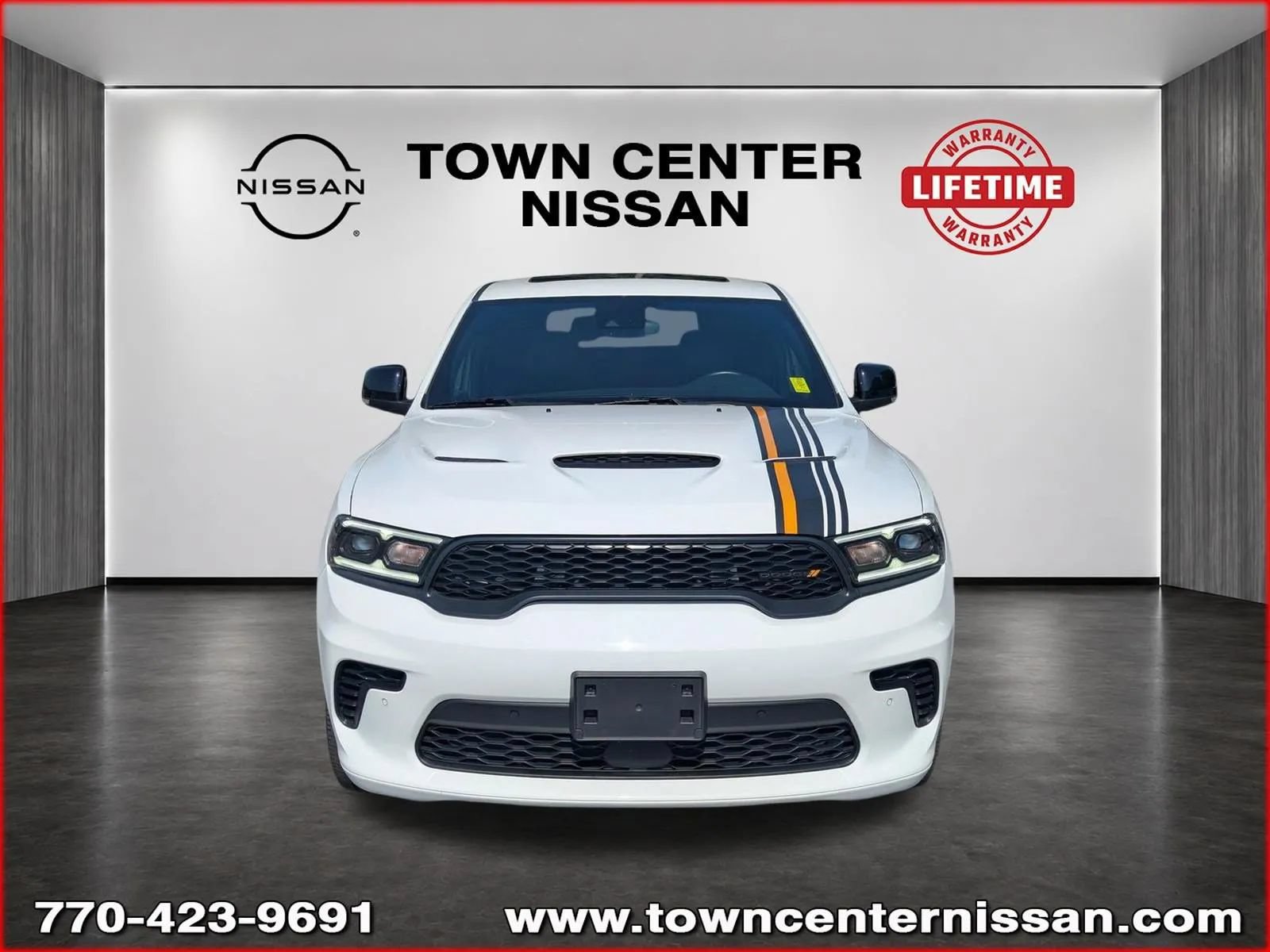 Used 2023 Dodge Durango R/T AWD/4WD image 2