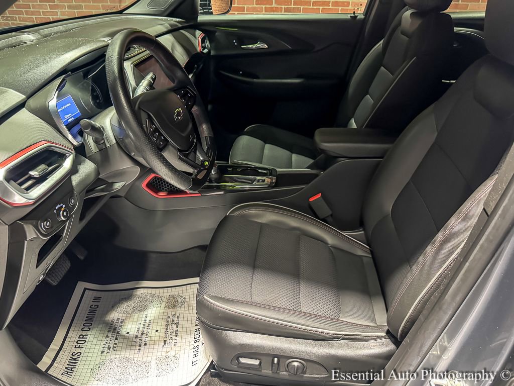 Used 2022 Chevrolet TrailBlazer RS w/ Technology Package image 13