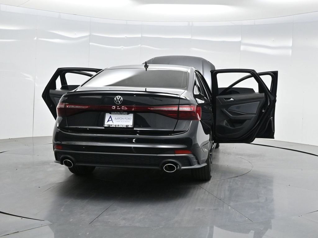 Used 2025 Volkswagen Jetta GLI Autobahn w/ GLI Black Package image 38