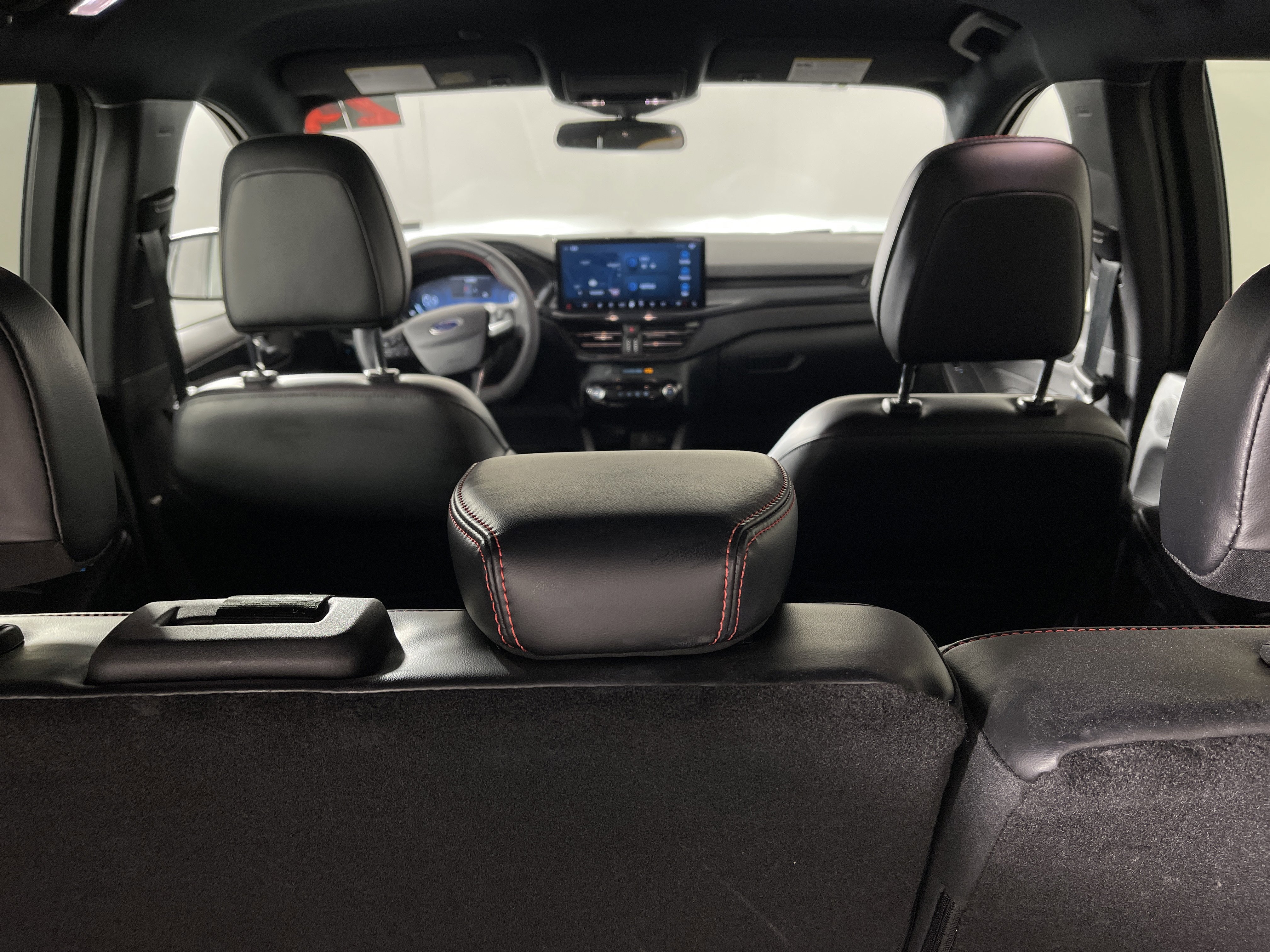 Used 2024 Ford Escape ST-Line Select w/ Tech Pack #2 image 15