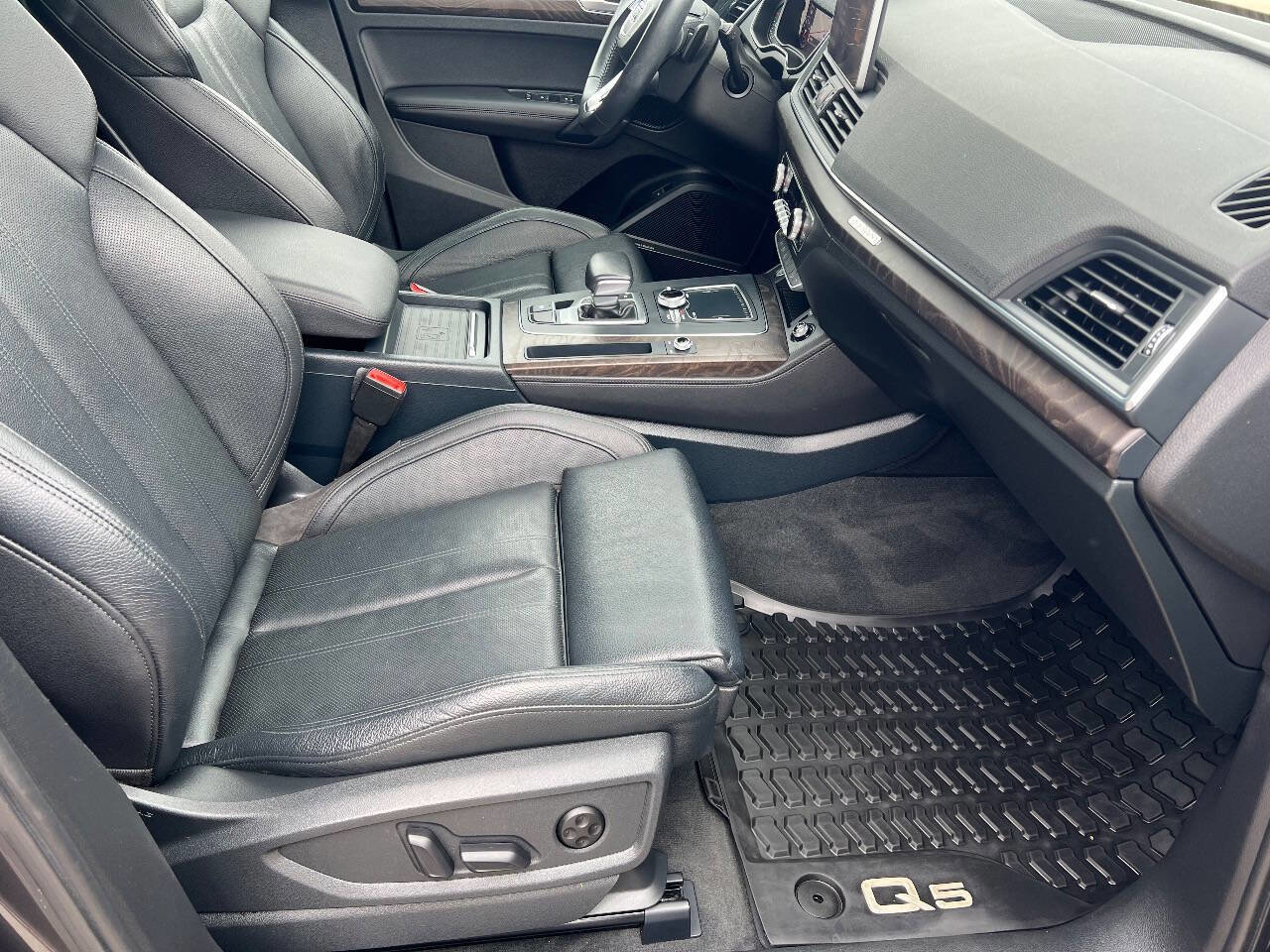Used 2019 Audi Q5 Prestige w/ Prestige Package AWD/4WD image 20