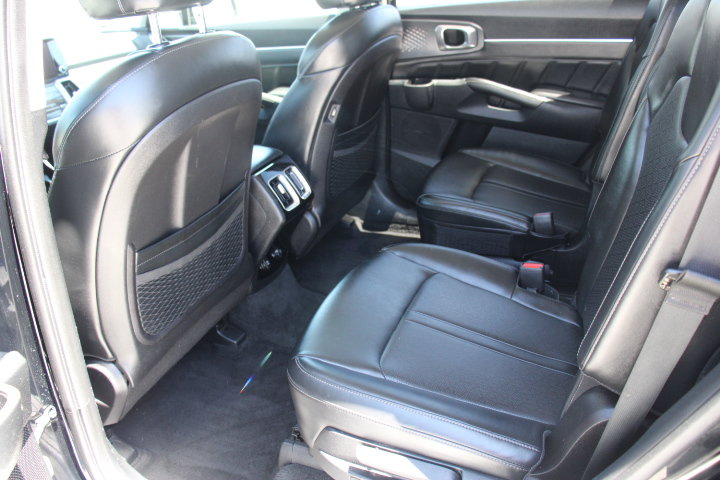 Used 2022 Kia Sorento SX FWD image 13
