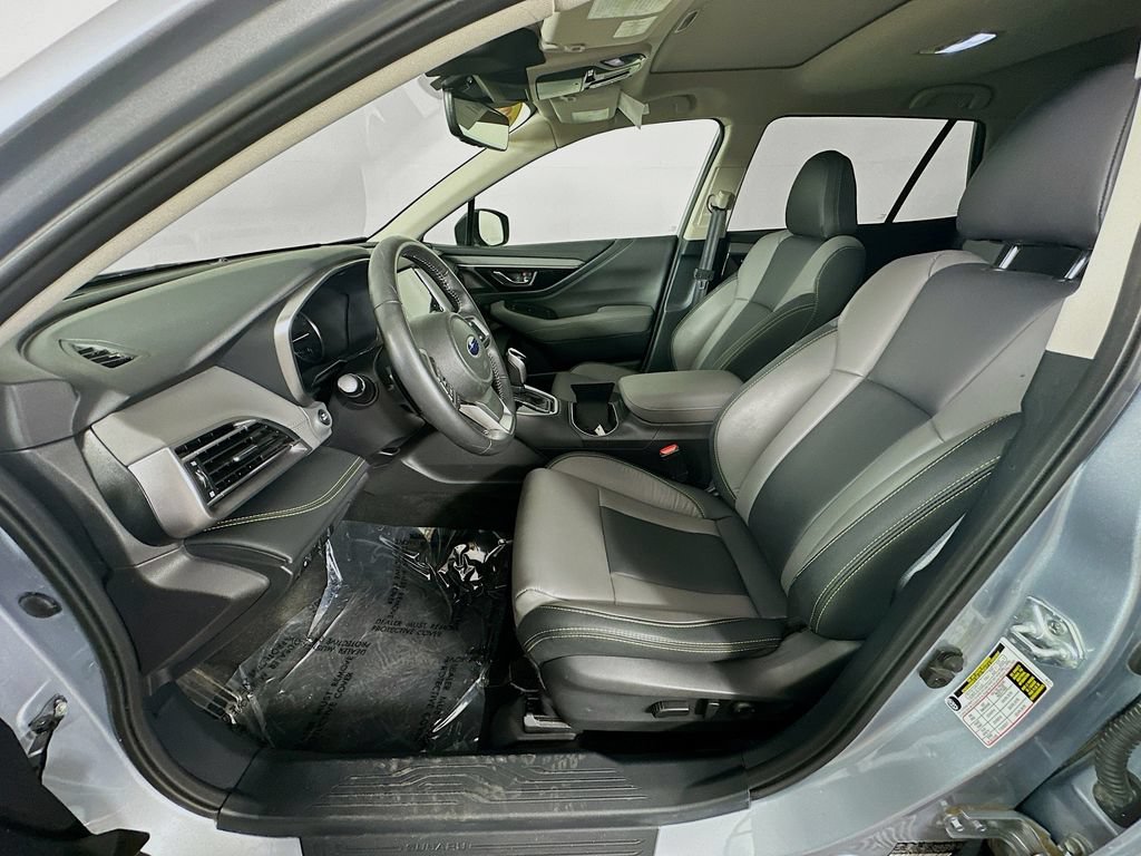 Used 2023 Subaru Outback Onyx Edition AWD/4WD image 29