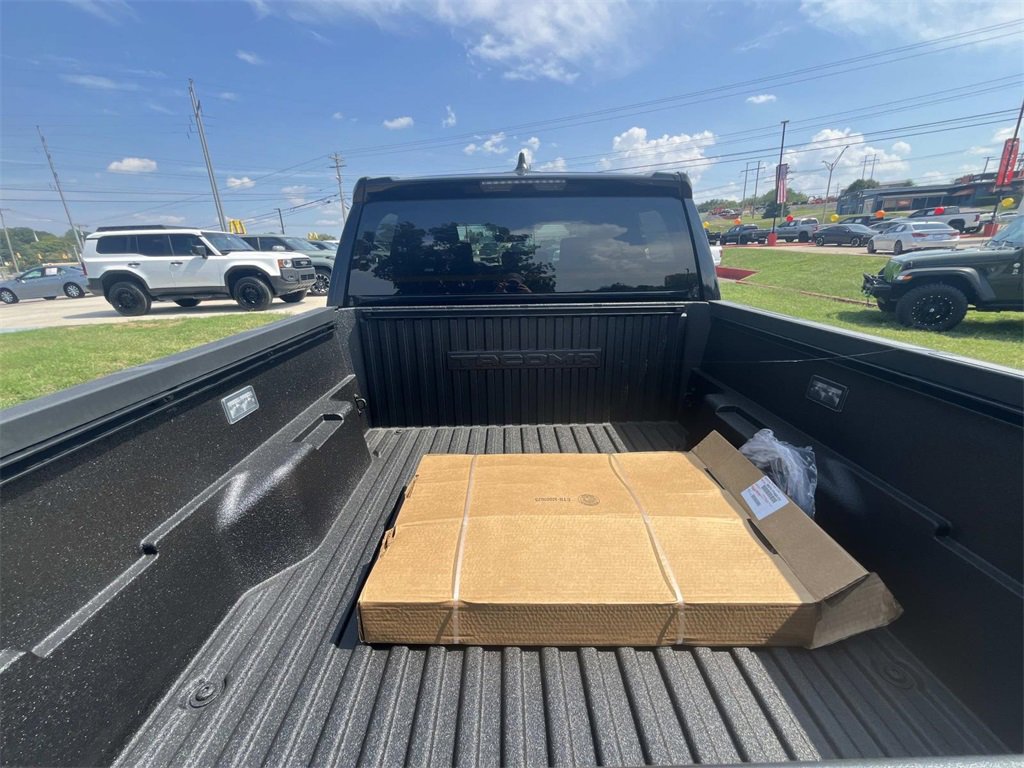 New 2025 Toyota Tacoma TRD Off-Road image 10