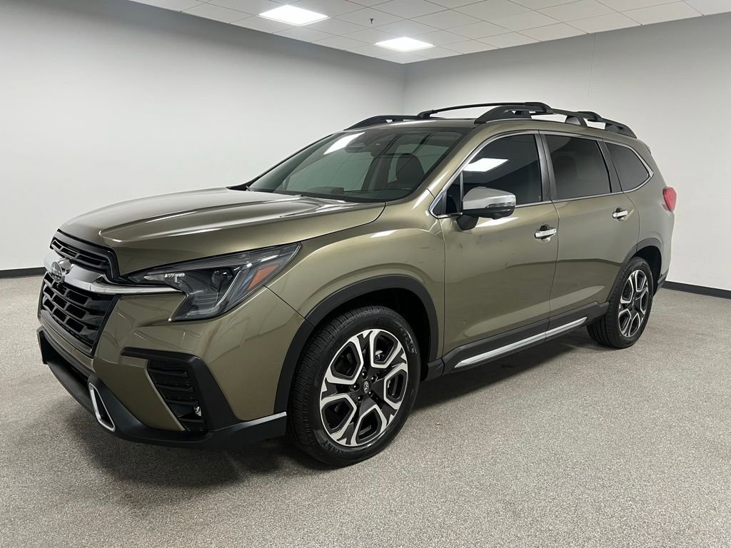 Used 2023 Subaru Ascent Touring image 6