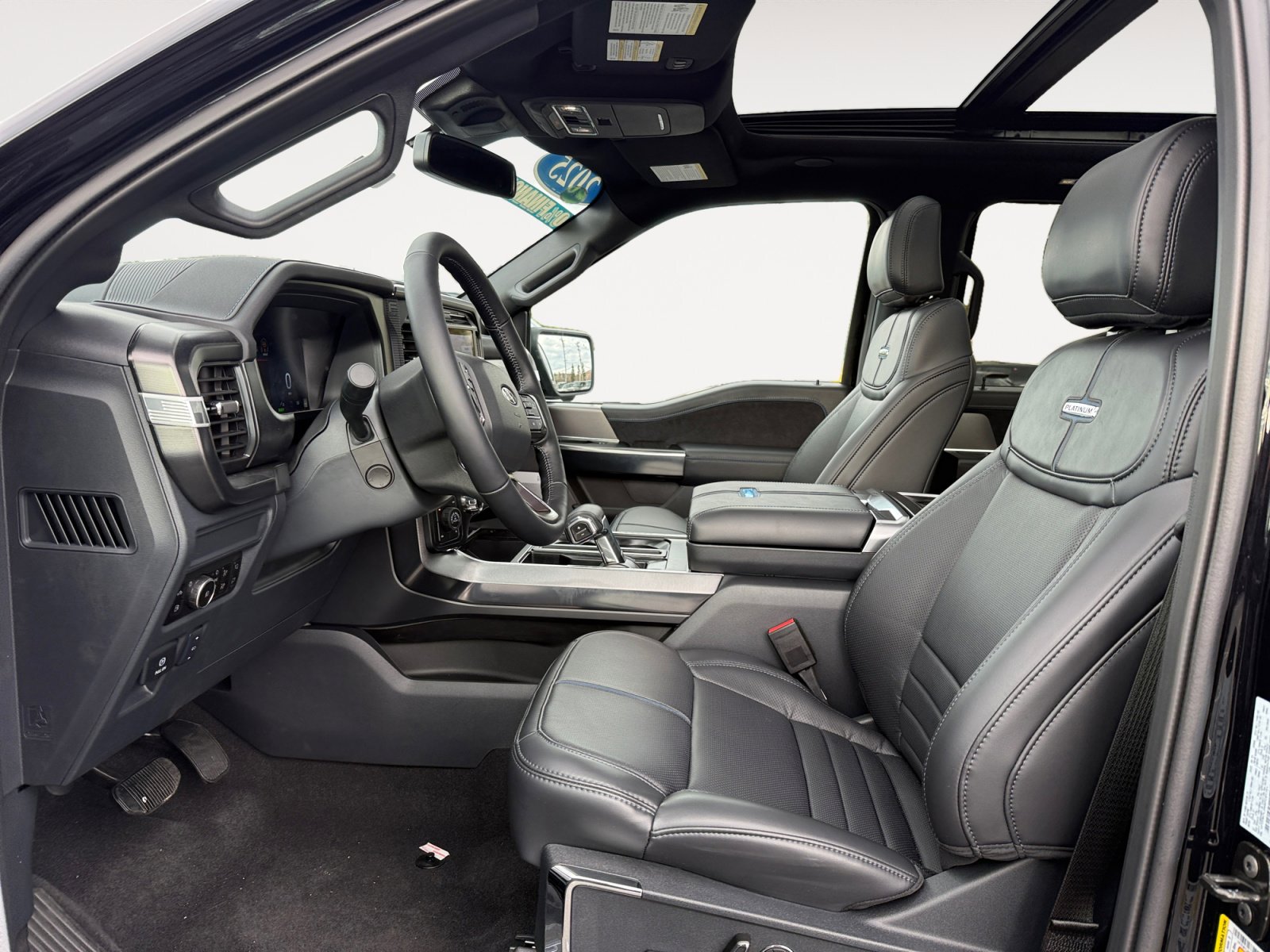 New 2025 Ford F150 Platinum w/ Equipment Group 702A High image 10