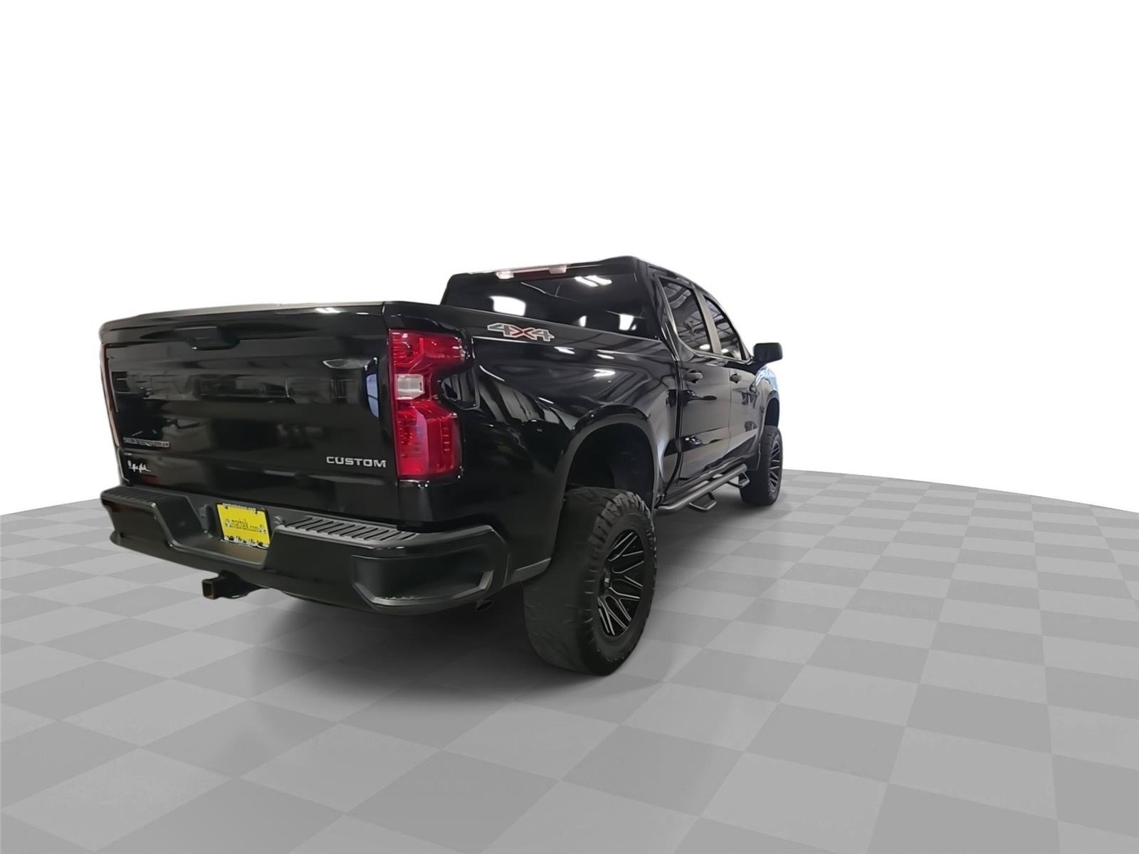 Used 2022 Chevrolet Silverado 1500 Custom AWD/4WD image 8