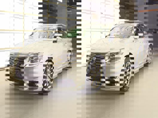 Used 2015 Lexus LS 460 AWD w/ Comfort Package