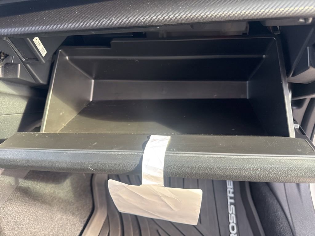 Used 2025 Subaru Crosstrek 2.5i Premium image 13