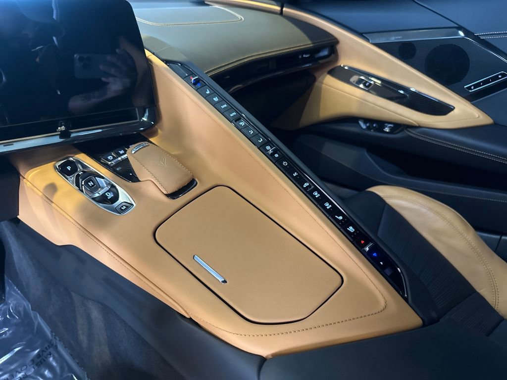 Used 2023 Chevrolet Corvette Z06 w/ Engine Appearance Package image 22