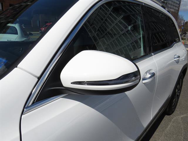 Used 2025 Mercedes-Benz GLB 250 4MATIC image 26