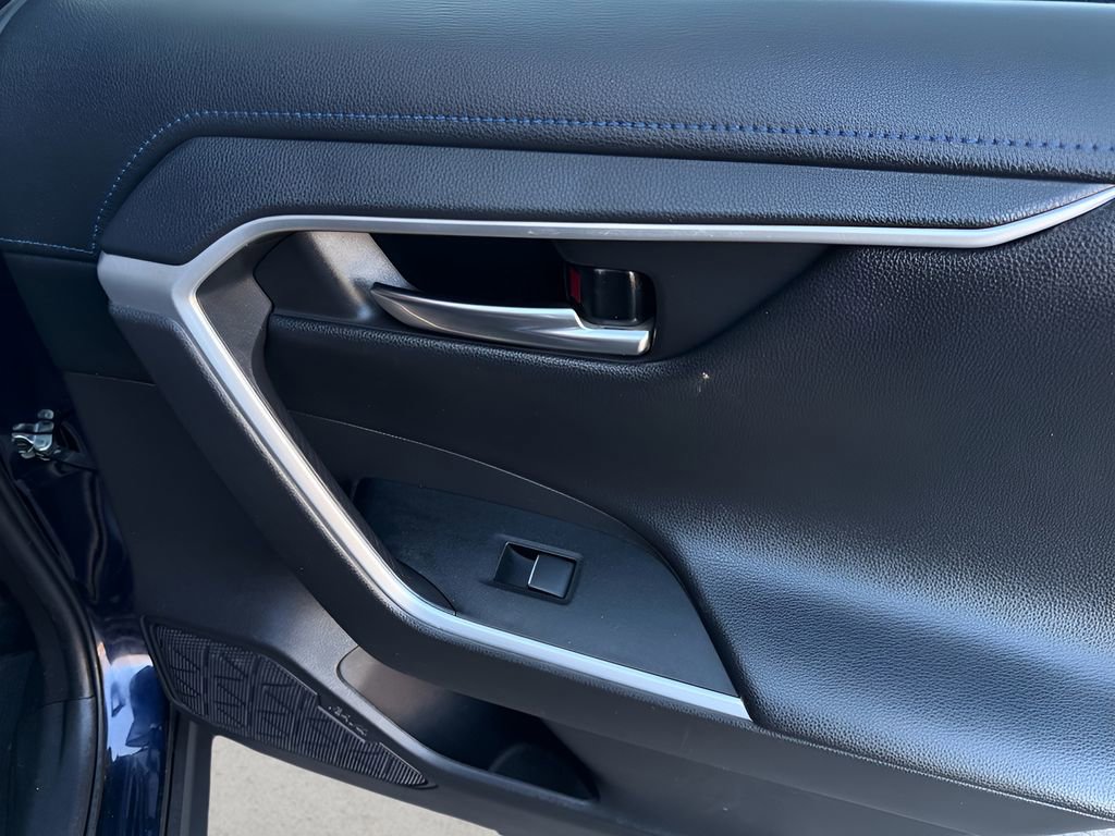 Used 2021 Toyota RAV4 XSE w/ XSE Grade Weather Package image 27