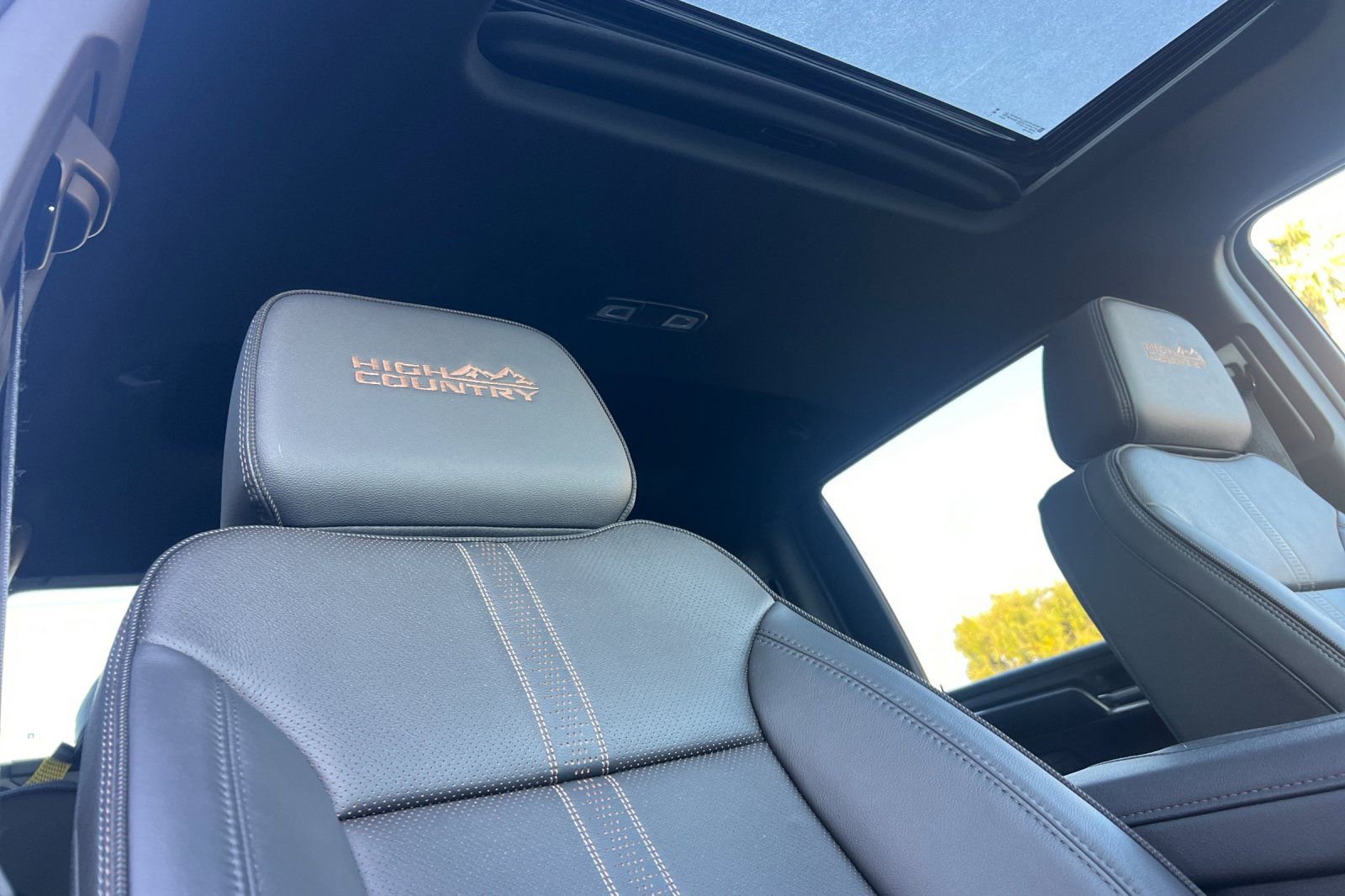 Used 2025 Chevrolet Silverado 2500 High Country w/ High Country Premium Package image 16