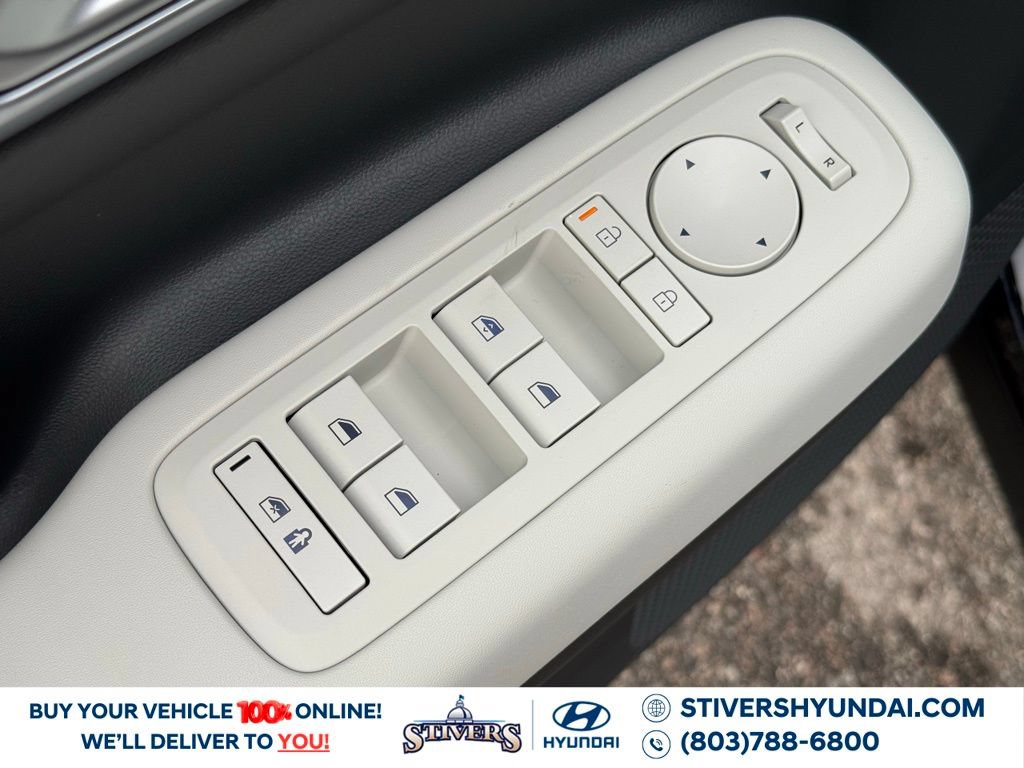 Used 2026 Hyundai Santa Fe SE FWD image 24