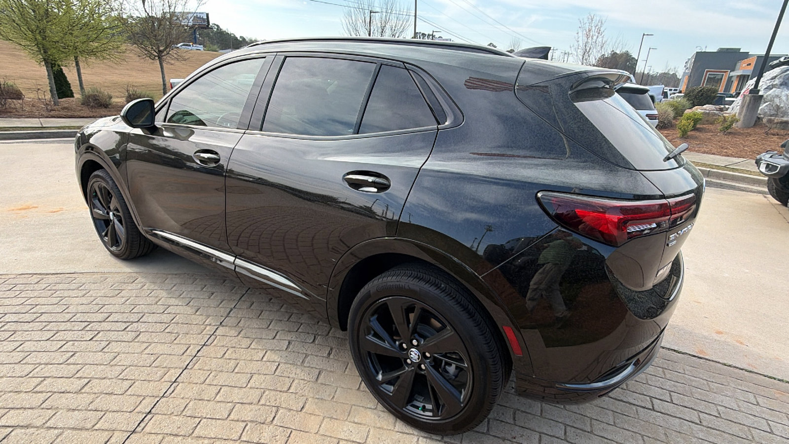 Used 2023 Buick Envision Essence w/ Sport Touring Package image 10