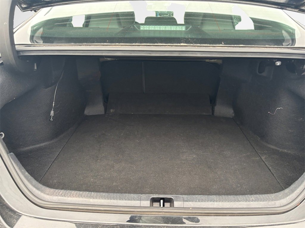 Used 2022 Toyota Camry SE image 25