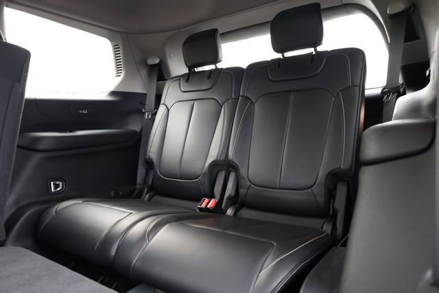 Used 2022 Jeep Grand Cherokee L Limited image 27