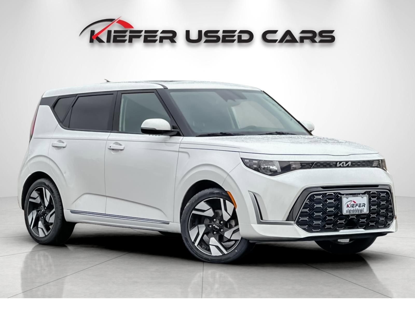 Used 2023 Kia Soul GT-Line image 2