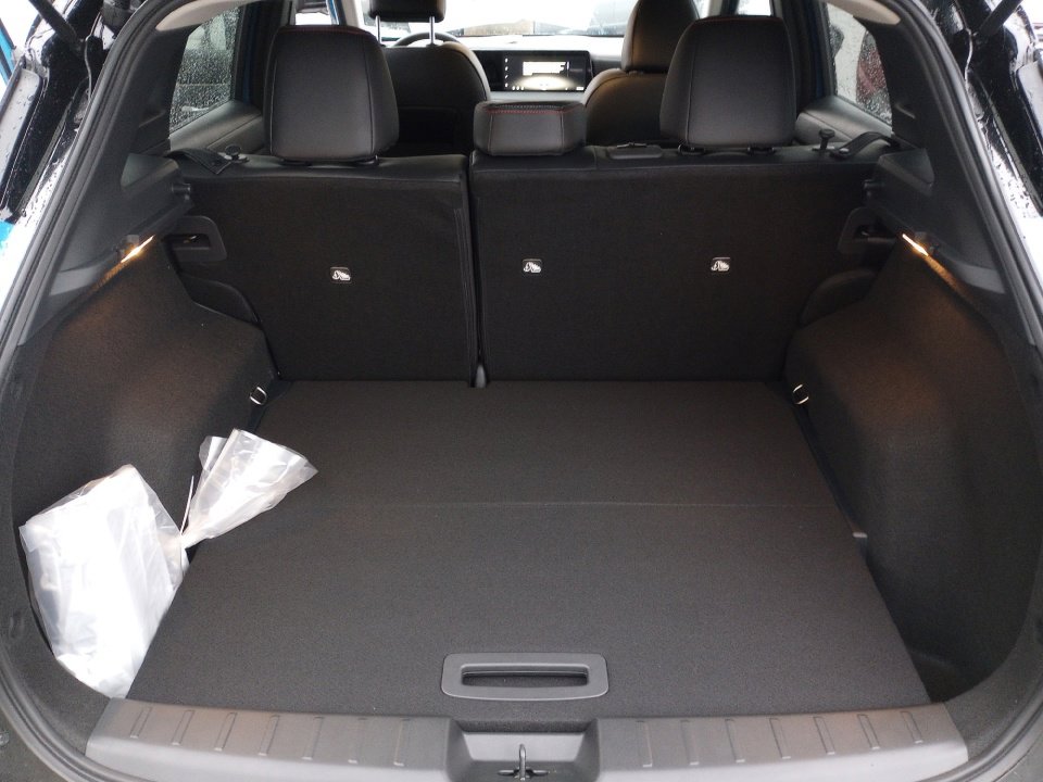 New 2026 Nissan Kicks SR FWD image 15