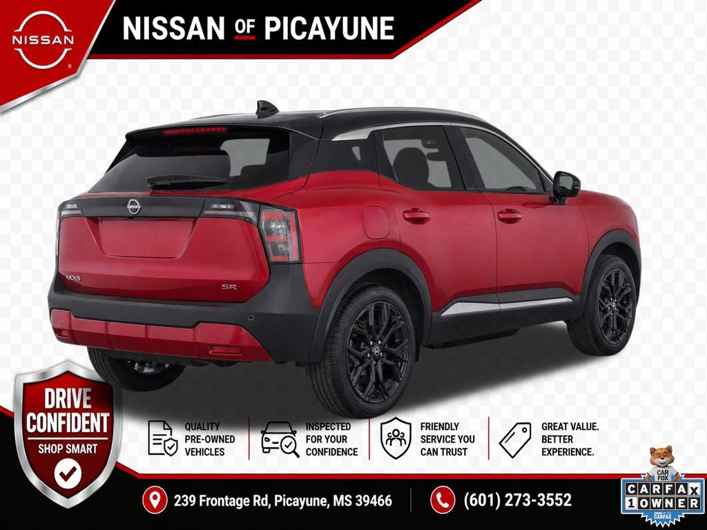 Used 2025 Nissan Kicks SR FWD image 4