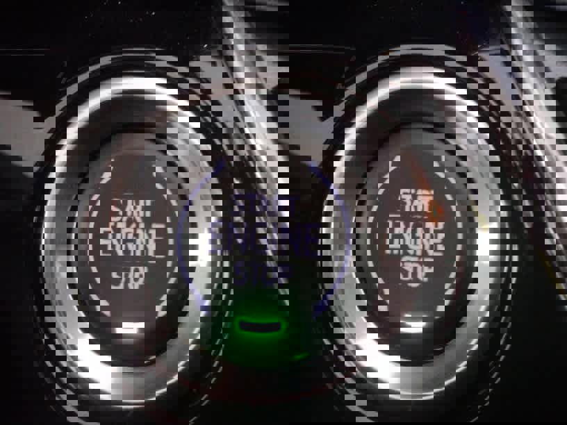 Used 2024 Chevrolet Trax RS w/ Sunroof Package image 34