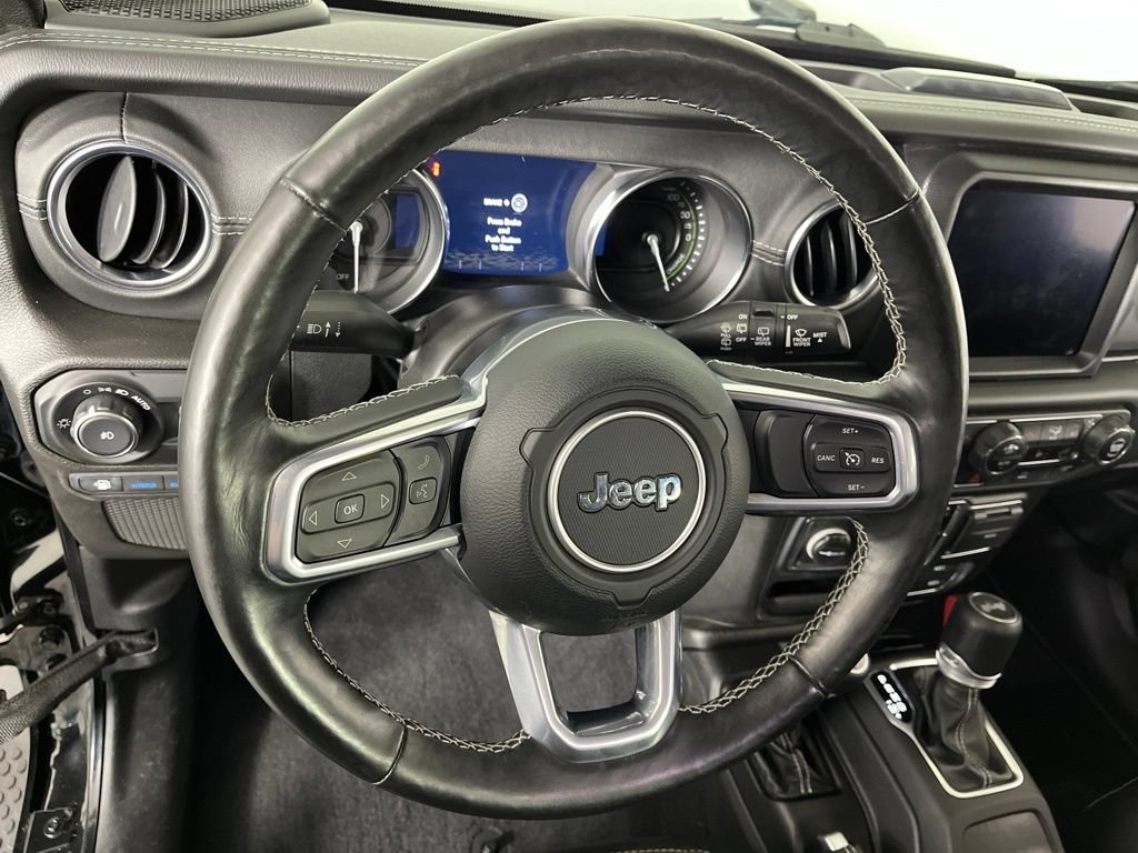 Used 2021 Jeep Wrangler Unlimited Sahara w/ Cold Weather Group AWD/4WD image 29