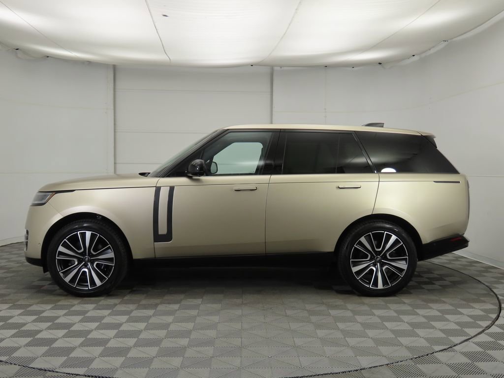 New 2025 Land Rover Range Rover SE image 8