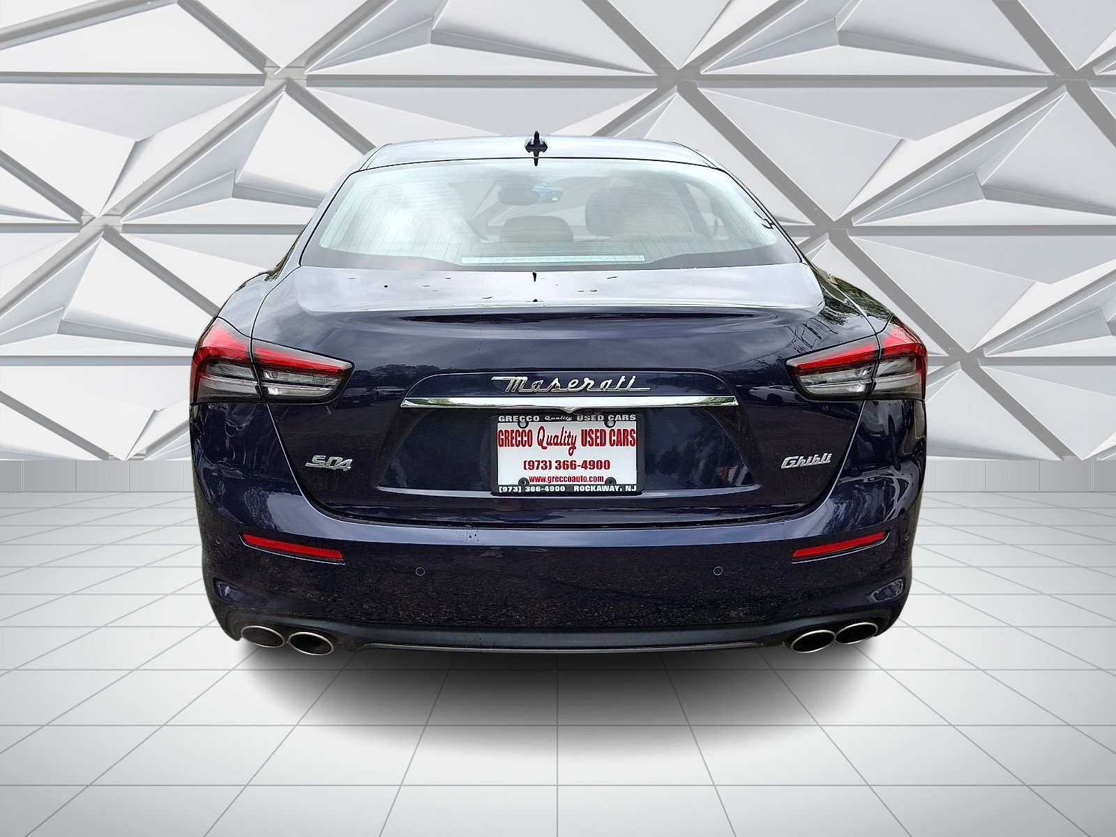 Used 2021 Maserati Ghibli S Q4 AWD/4WD image 9