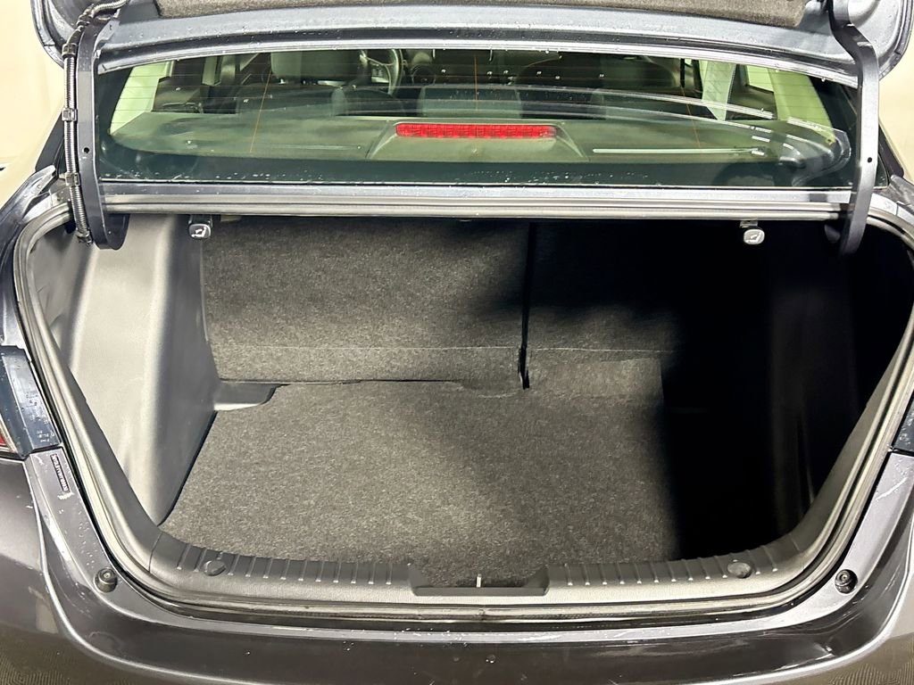 Used 2017 Toyota Yaris iA image 21