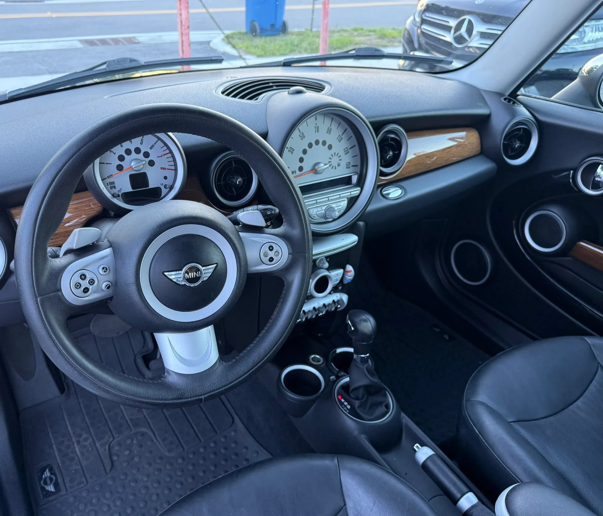 Used 2007 MINI Cooper Hardtop FWD image 11