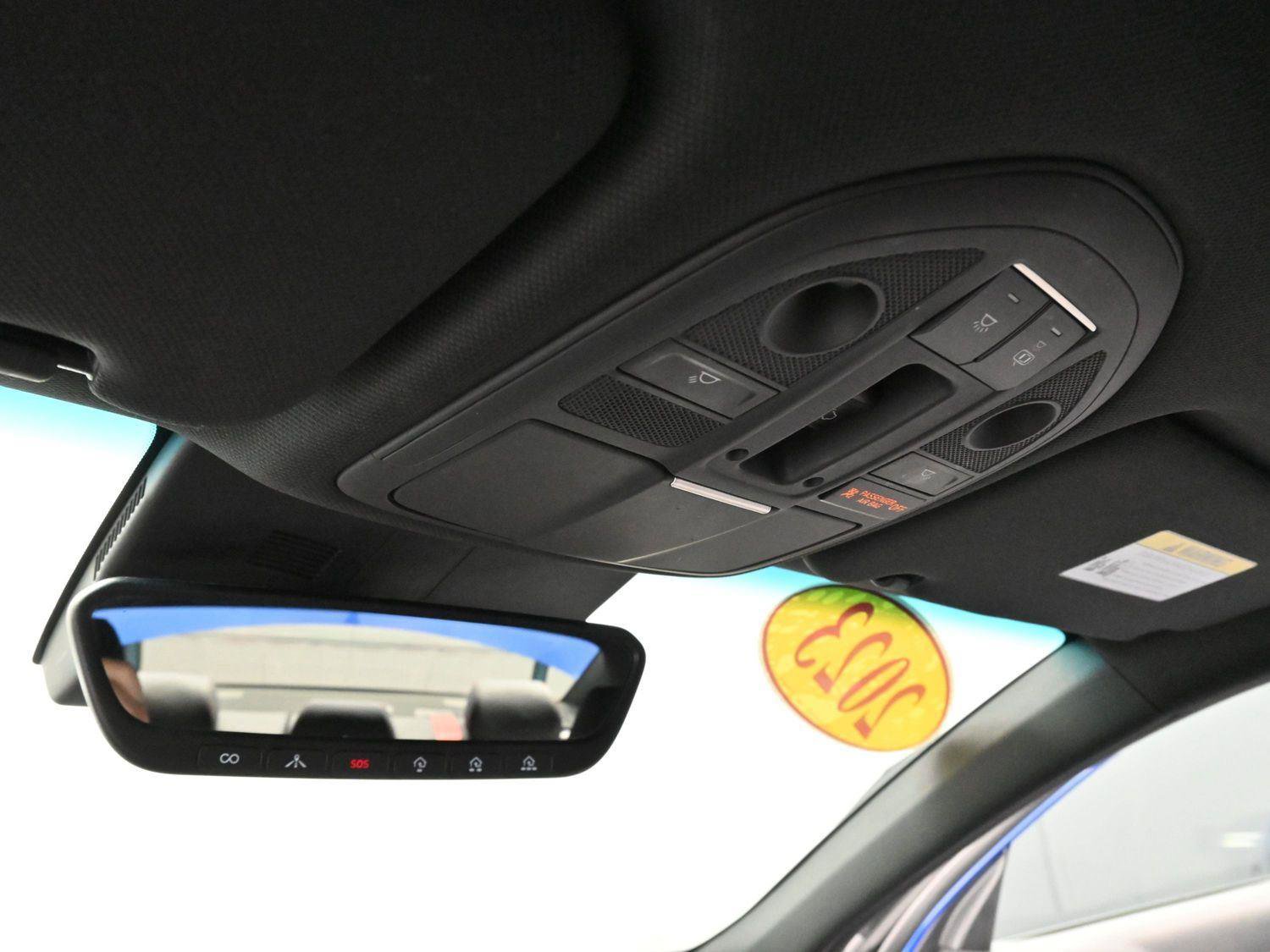 Used 2023 Genesis G70 2.0T w/ Sport Prestige Package image 26