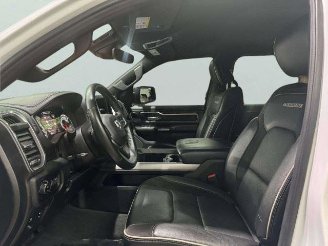 Used 2023 RAM 1500 Laramie AWD/4WD image 18