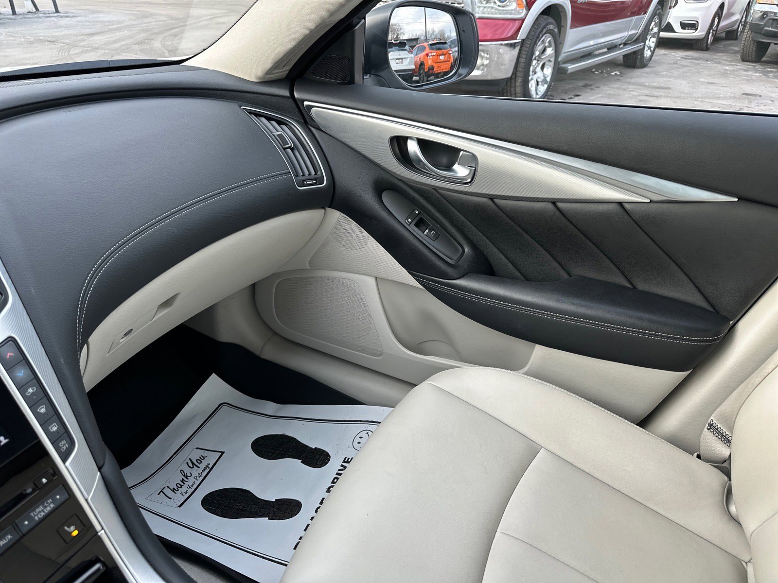 Used 2019 INFINITI Q50 Luxe w/ Essential Package (3.0T Luxe) image 37