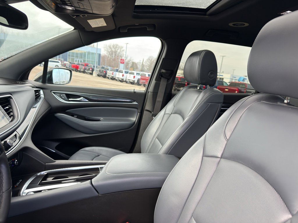Used 2022 Buick Enclave Essence w/ Experience Buick Package image 27