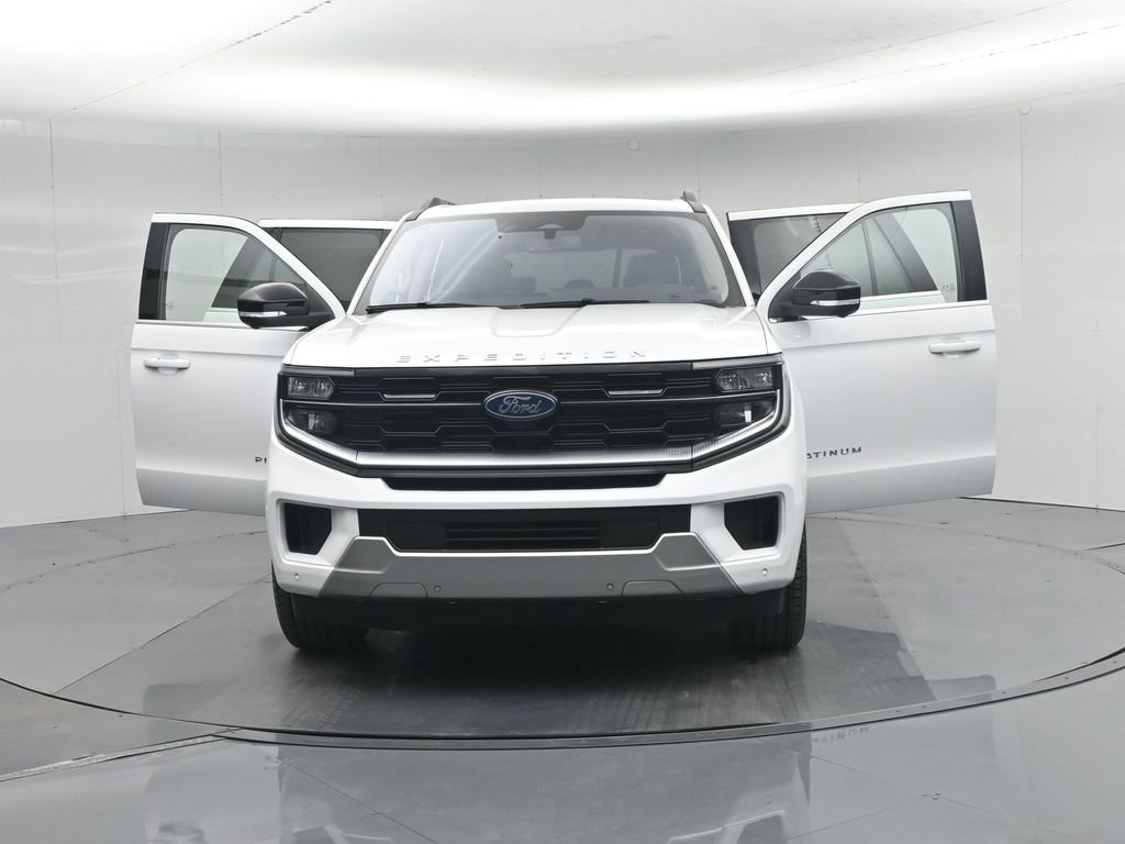 Certified 2025 Ford Expedition Platinum w/ Driver's Package AWD/4WD image 37