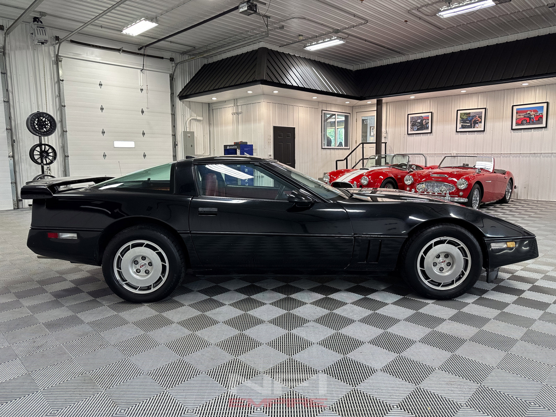 Used 1987 Chevrolet Corvette 2D Coupe image 7