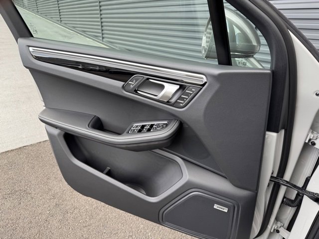 New 2026 Porsche Macan Turbo image 13
